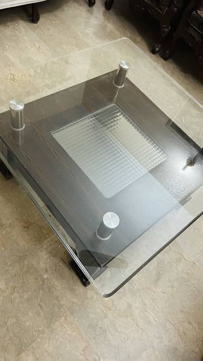 Table for drawing room