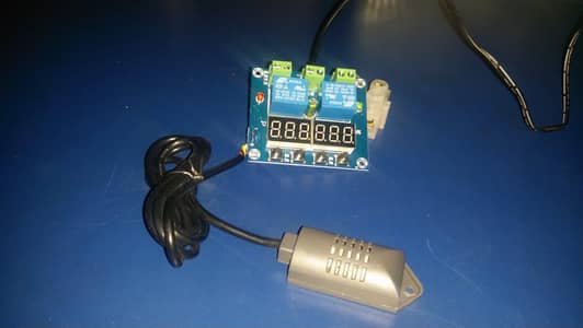 humidity and temperature controller m-452
