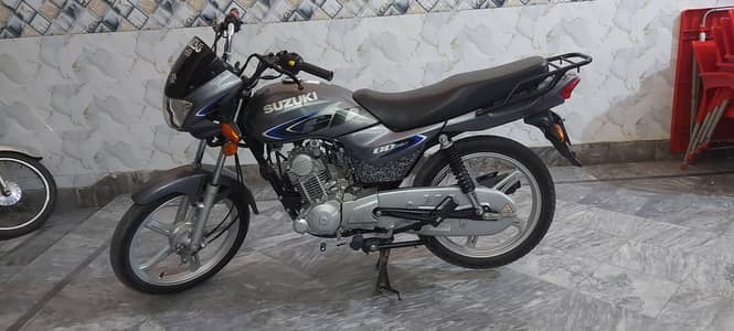 suzuki 110 condition bilkul new ha