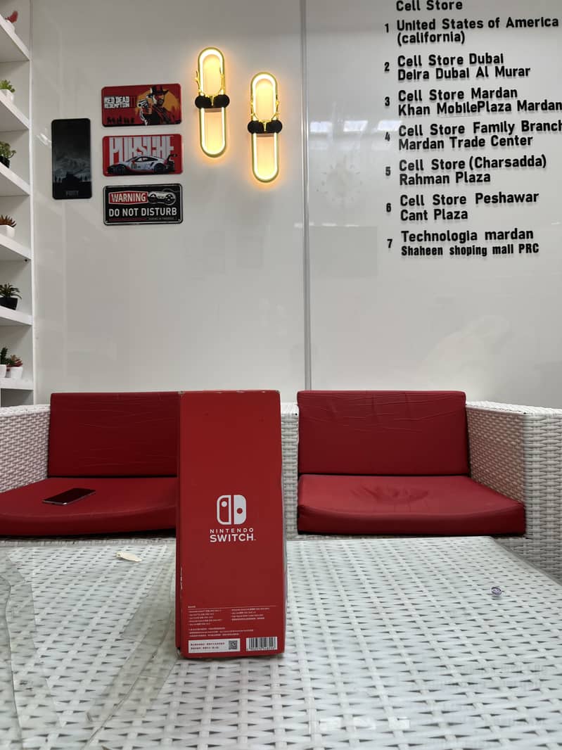 Nintendo Switch OLED 1