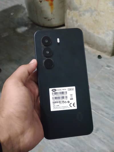 Itel p70 10000 mAh battery  WhatsApp 03004672262