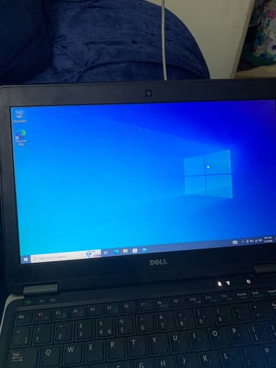 DELL E7240