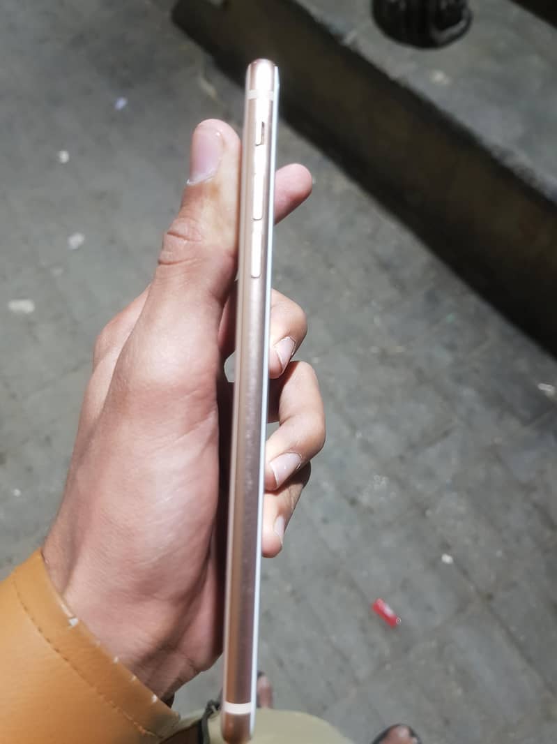 iphone 8plus mint condition 2