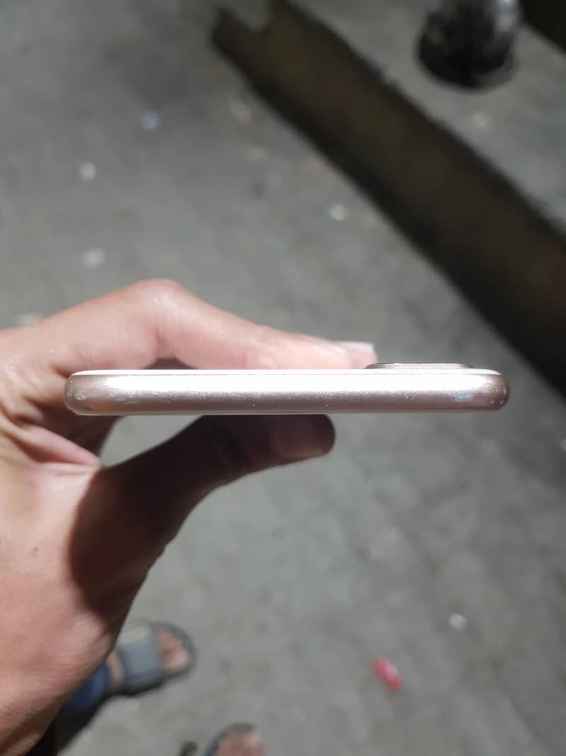 iphone 8plus mint condition 4