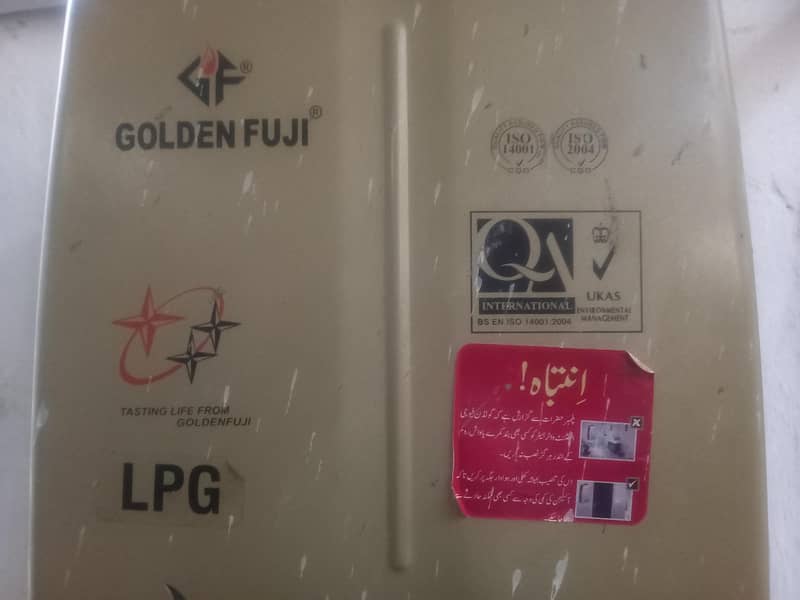 گیزر بالکل اوکے ہے چند یوم استعمال ہوا 0