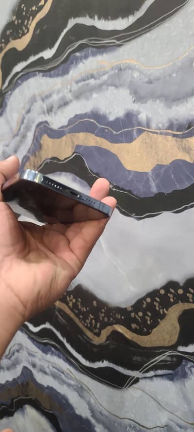 13 pro max PTA 128gb  display msg