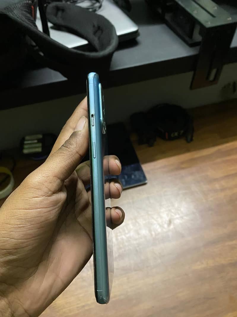 one plus 9r 4
