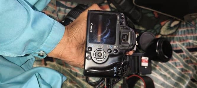 Canon DSLR Camera With 18-55mm kit lens and Complete Accessories