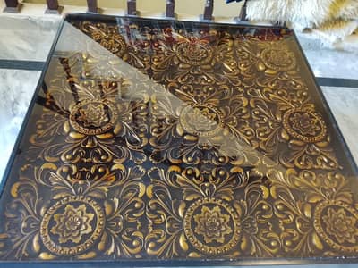 senter table for sale in Lahore good luck good condition like new