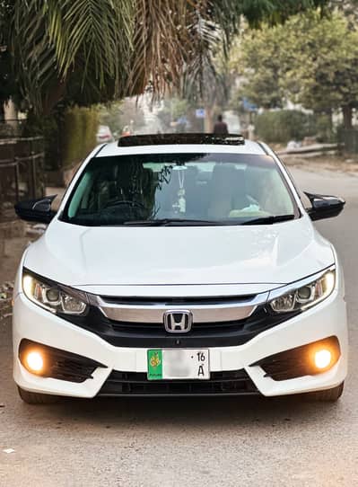 Honda Civic Oriel 1.8 i-VTEC CVT