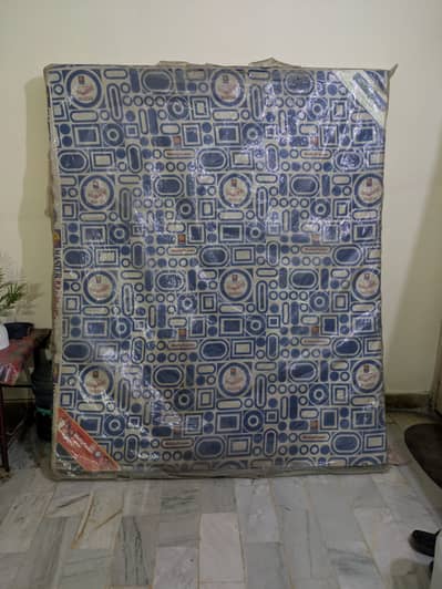 Queen Size Mattress (Master Molty Foam)