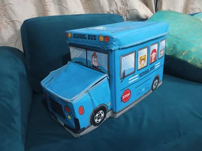 School bus organizer