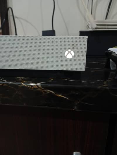 Xbox One S Used 500 GB