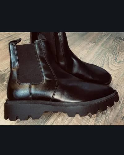 Brand new Zara Chunky Chelsea Boots