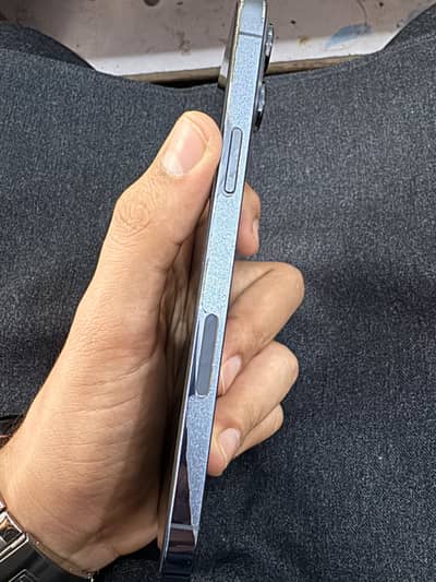 Iphone 13 pro max 256 gb PTA