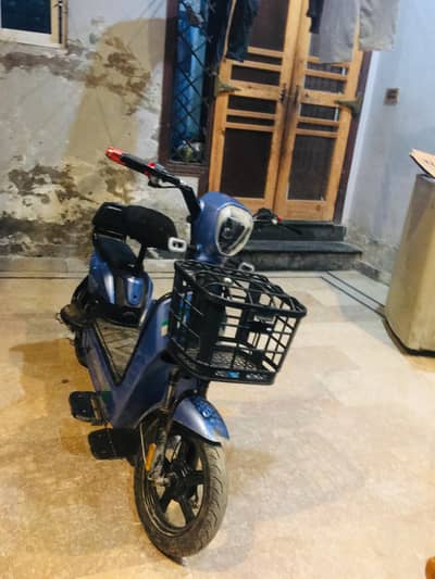 YJ future electric bicycle scooty whatsapp no 03229917234