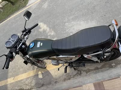 brand new bike only 600km used