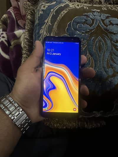 SAMSUNG Galxey J4+