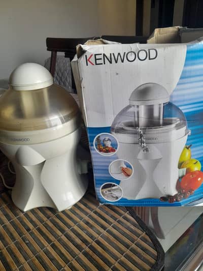 Kenwood Juicer