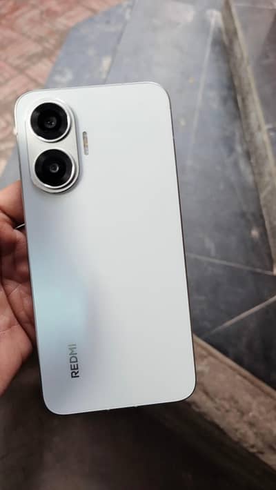 Redmi Turbo 4 pro 12+256GB NoN active NoN pta 4 month sim time hai