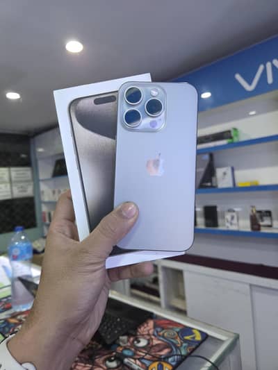 iphone 15 Pro 256GB Factory Unlocked Natural With Box