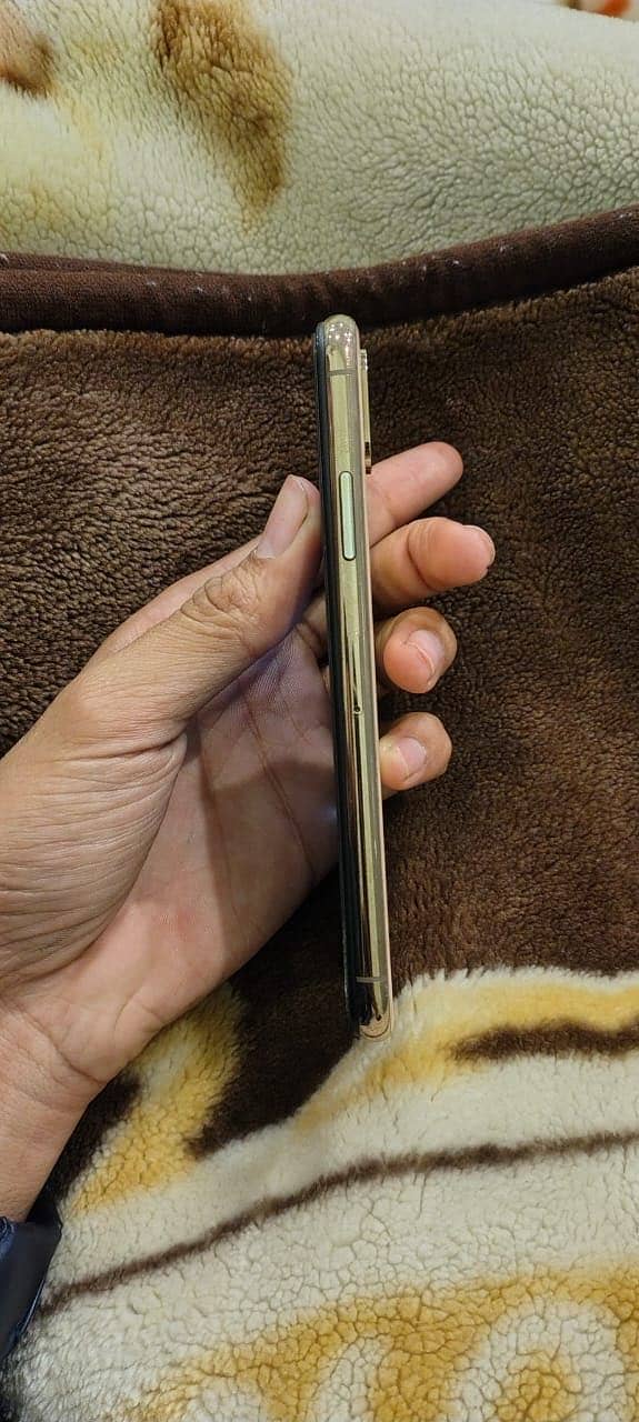 IPHONE XS 8