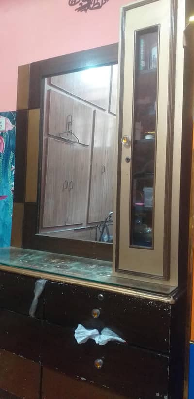 Dressing table for sale