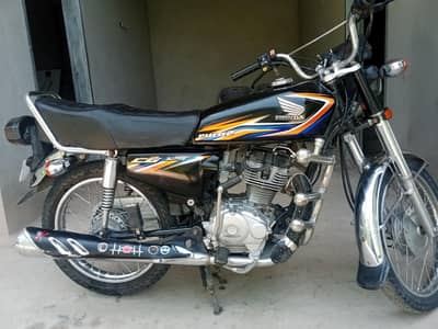 18 model sindh dadho number good condition 0,3,1,5,5,7,4,8,7,4,9