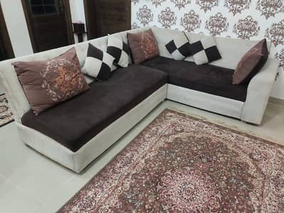 9 seater like new sofa set