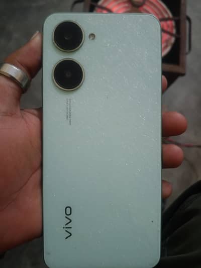 vivo all okay with box charger brand new