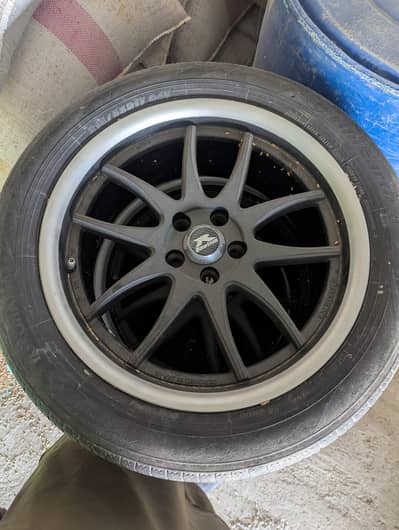 Alloy Rim with tyre