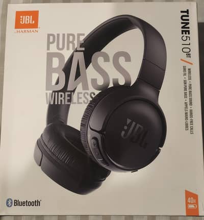 JBL headphone Box open