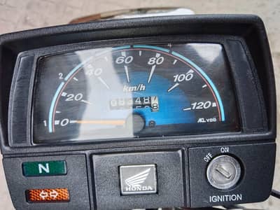 Honda CD 70 WhatsApp number on hai  03066289896