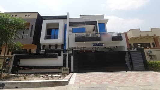 Double story new real picture urgent sale