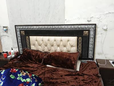 bed side tables matress