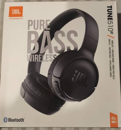 Jbl headphone box open