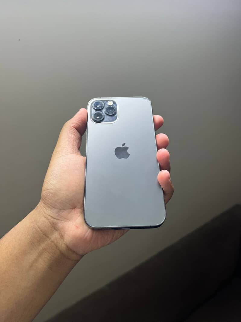 iPhone 12 Pro 0