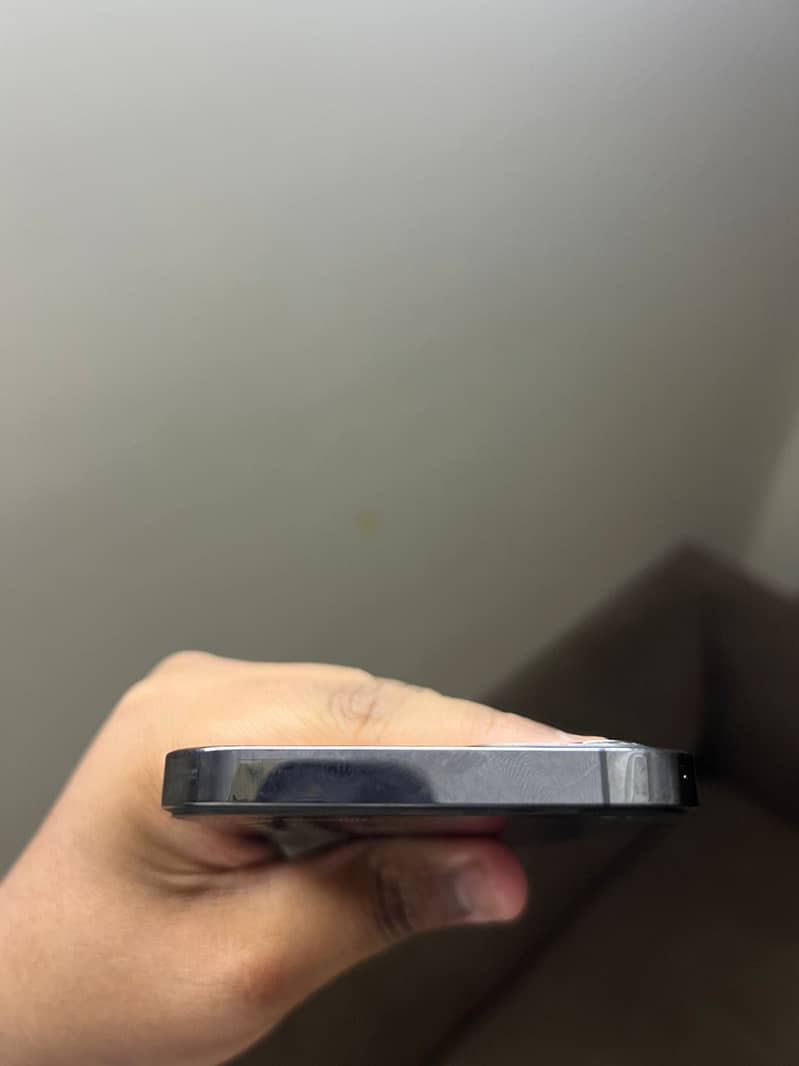 iPhone 12 Pro 6