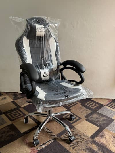 Gaming chair / Computer chair   / study chair / Executive chair.
