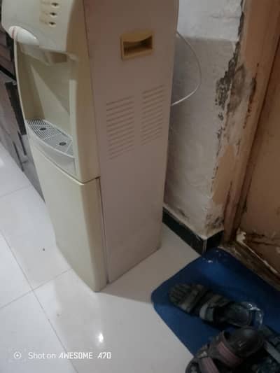 water dispenser