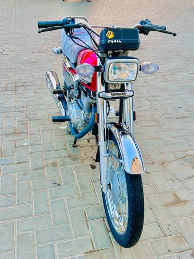 CG Honda 125 Silver Addiction