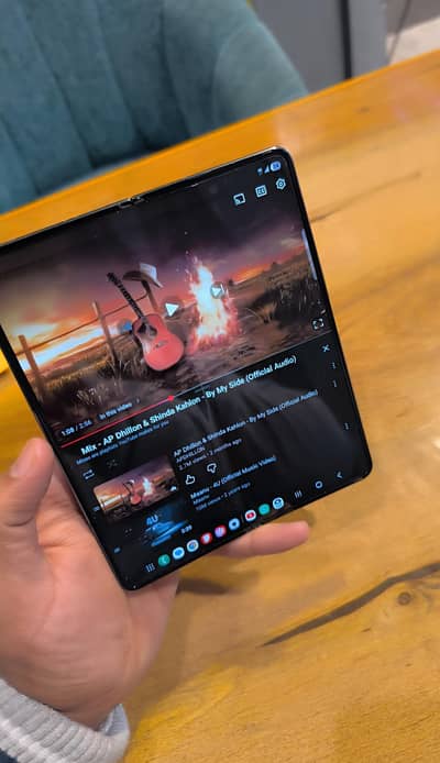 Samsung galaxy z fold 4,pta dual,sim physical plus esim,12/256