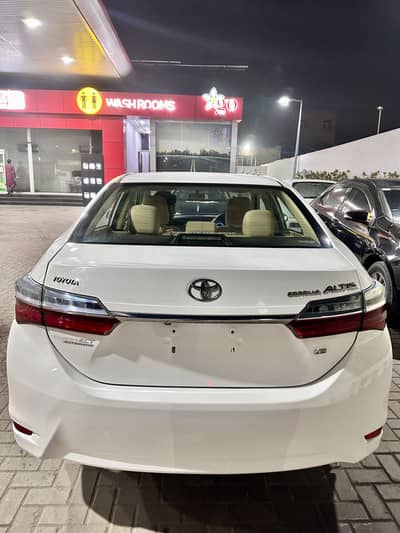 Toyota Corolla Altis 1.6 Automatic 2018