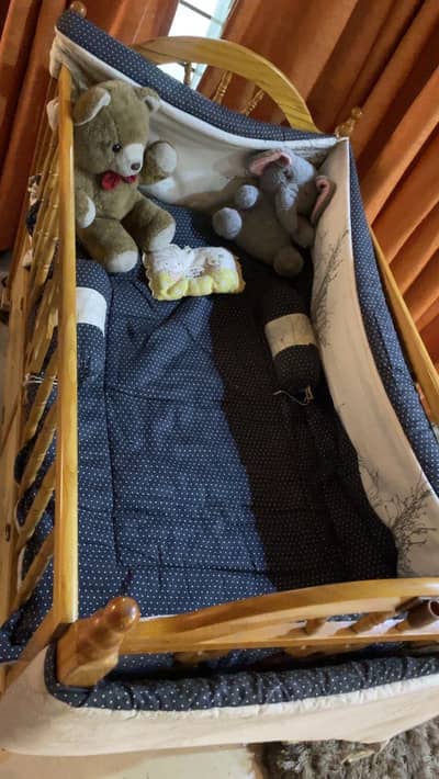Baby Cot alongwith swing in immaculate condition