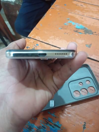 vivo y29 4g 8 128 GB