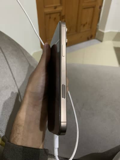 Iphone 16 pro max factory unlock