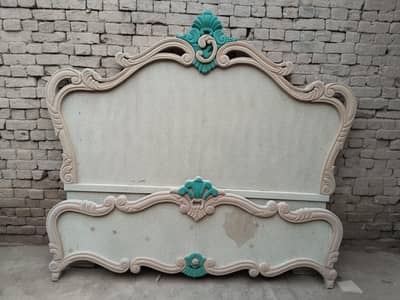 New look dagien Bed Drasing and side tables