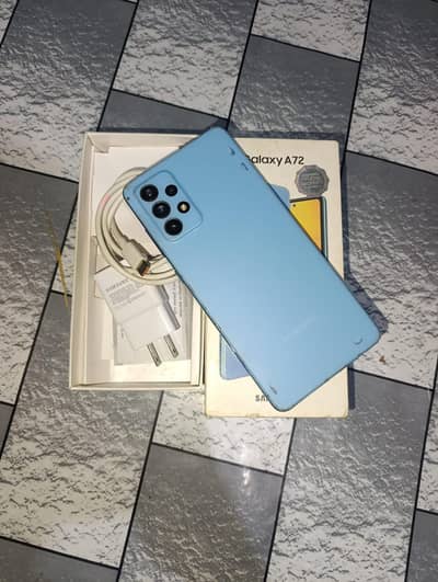 Samsung A72 8/128gb