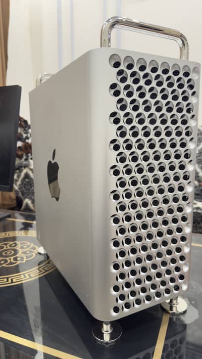 Apple iMac Pro Tower 2019, XeonW 16Core,96GB Ram,2TB SSD,32GB Graphic