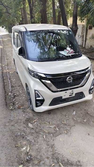 Nissan Roox 2022 model 2025 fresh import